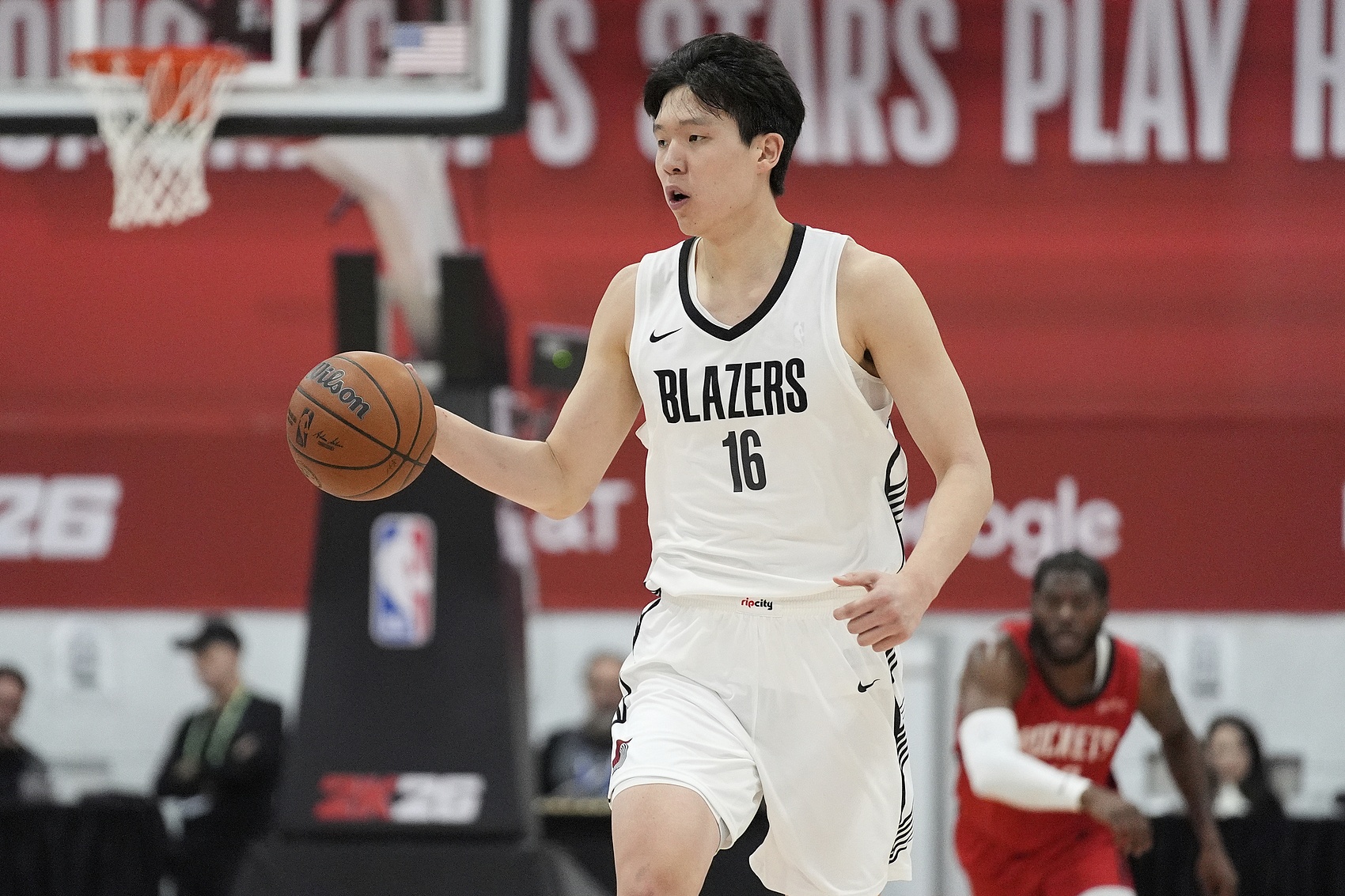 確立小楊在CBA的所有權(quán)！青島男籃為楊瀚森進行了預注冊