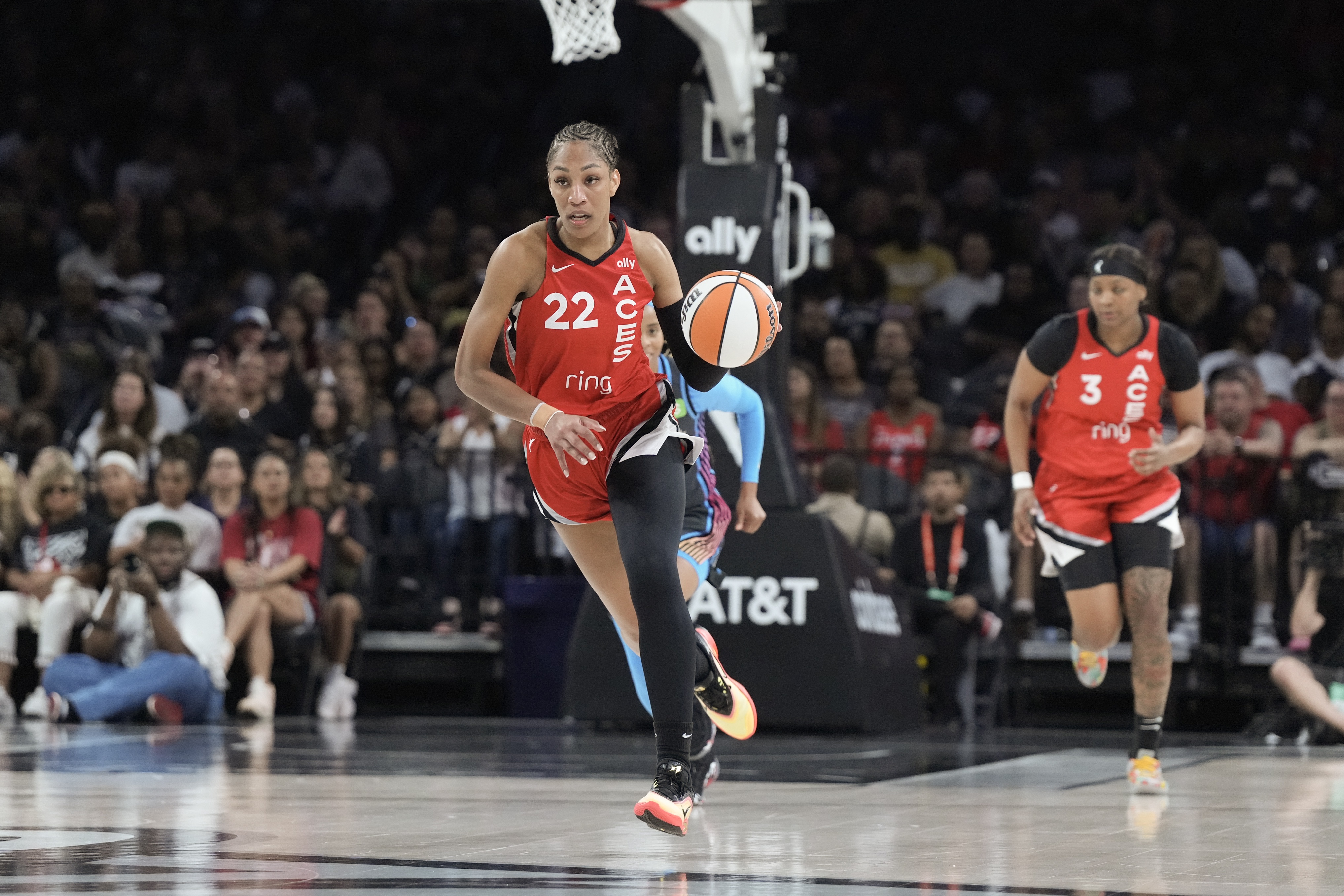 WNBA公布MVP五大候選：阿賈、科利爾、格雷、米切爾、托馬斯