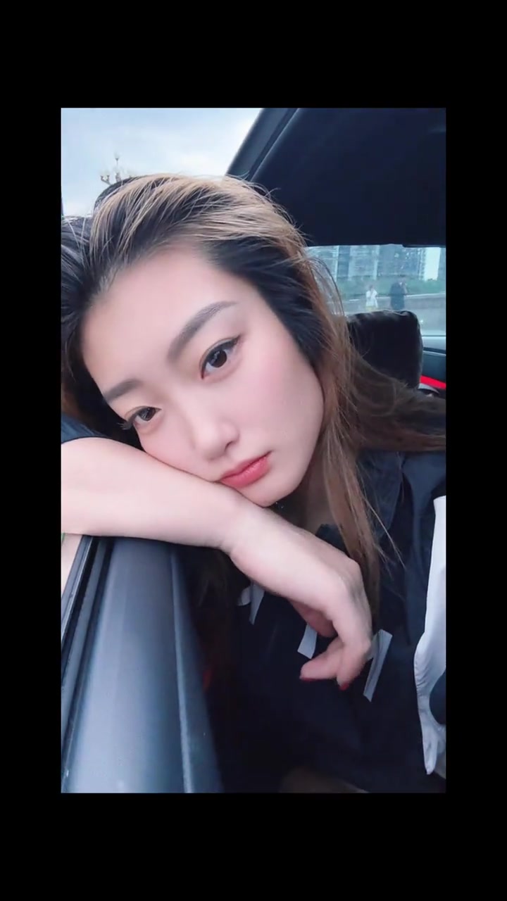 美！李夢(mèng)曬日常隨筆：快樂的答案在每一天 快樂就這么簡單