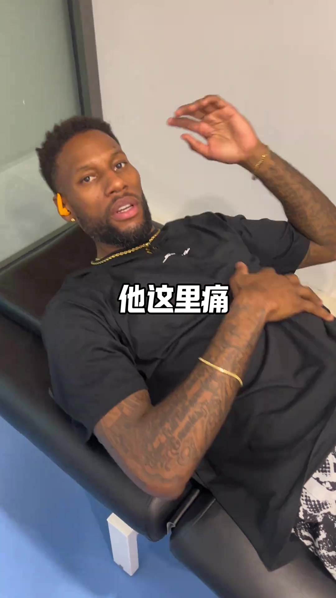 肋骨一動就疼&疑似骨裂/左膝腫脹！威姆斯：我輩子不會再打拳擊了